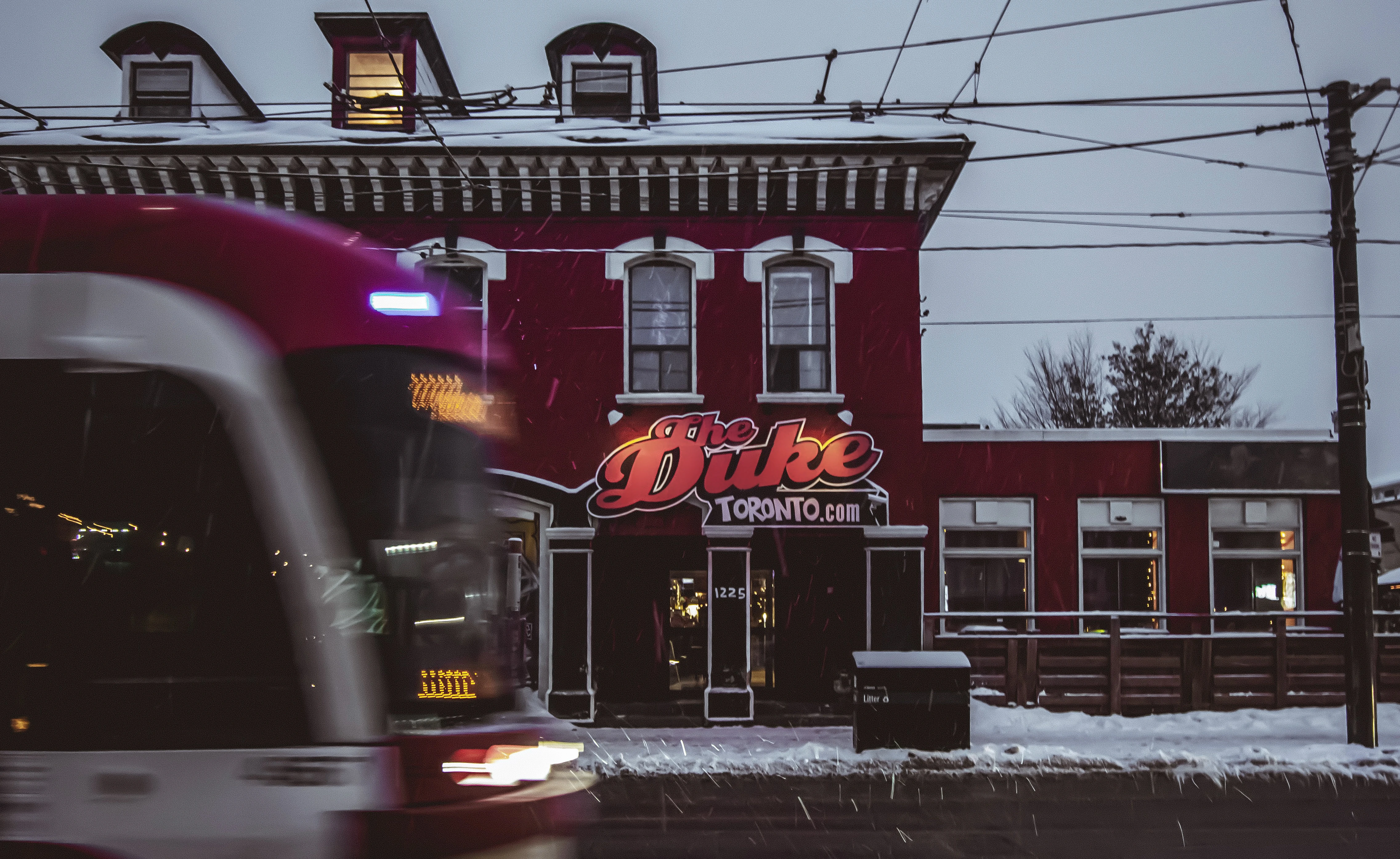 The Duke Live Exterior